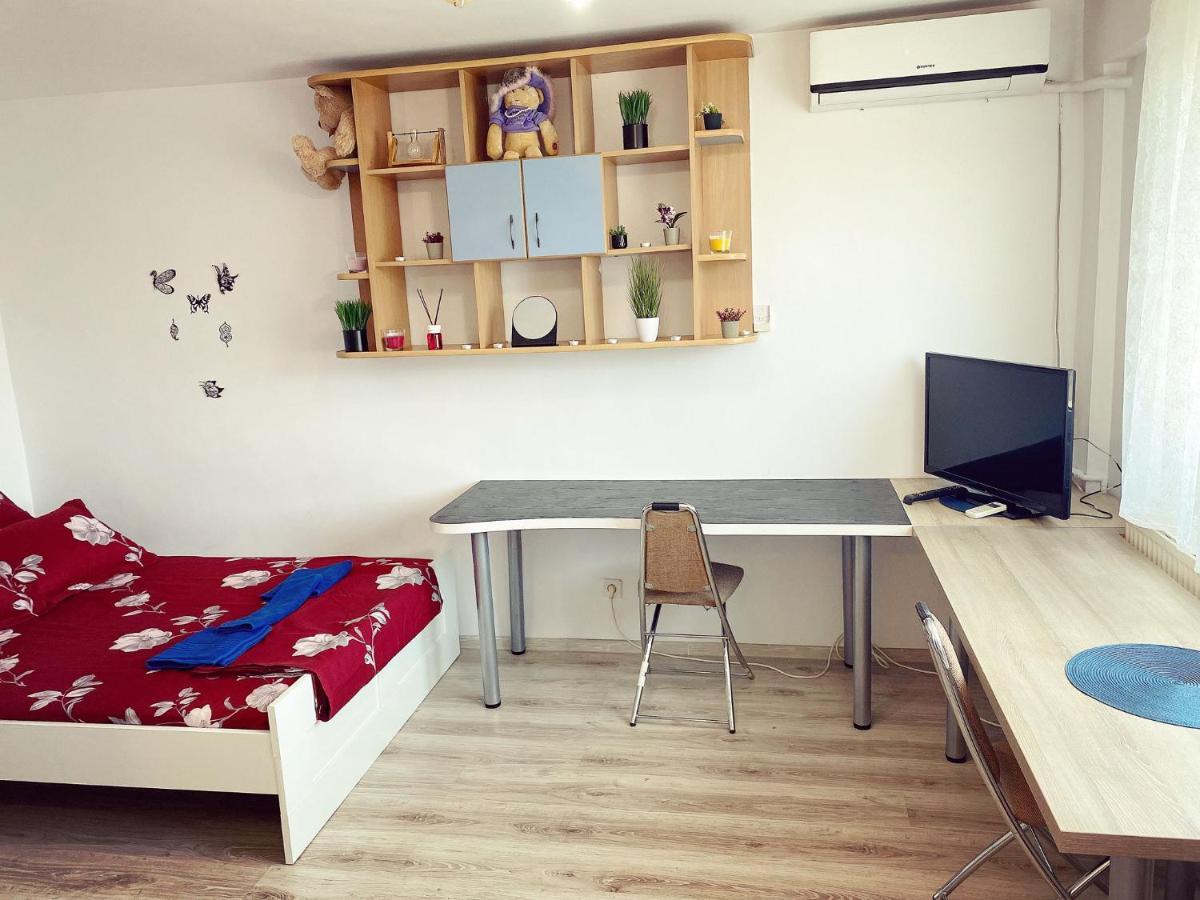 Studio Ianis Bucureşti Ngoại thất bức ảnh